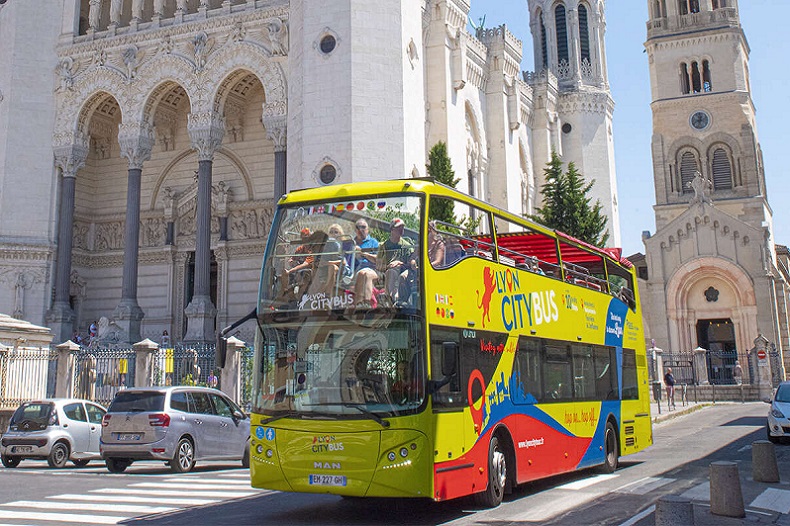 Stadtrundfahrt Lyon - Hop-on Hop-off Doppeldeckerbus